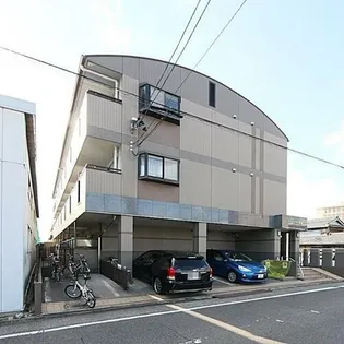 アミュズマン亀城【3階】の外観