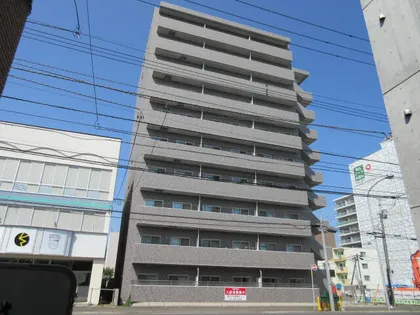 ドーリス札幌【3階】の外観