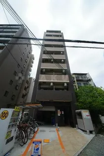 アンリ北詰の画像