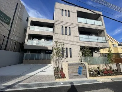 シャーメゾンプルミエ甲東園【103号室】の外観