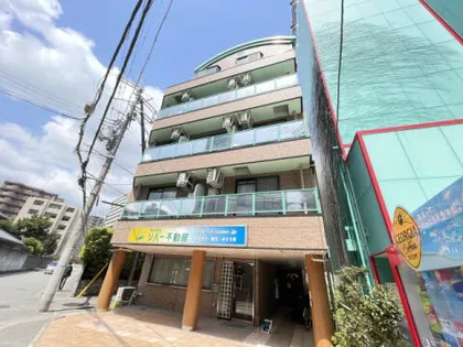 エルロン21【4階】の外観