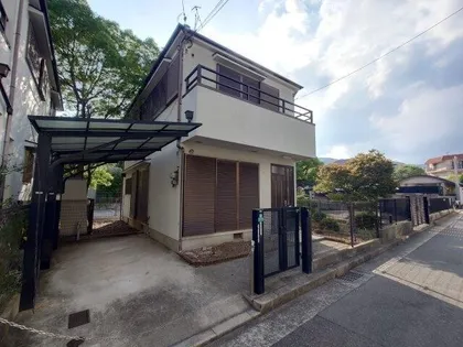 兵庫県西宮市菊谷町【一戸建】の外観