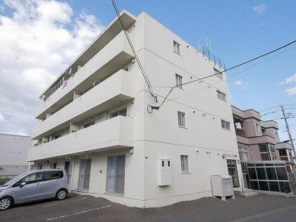エクセレンス前田の画像