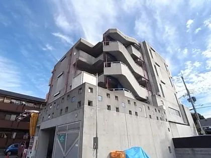 えむつーびる【405号室】の外観