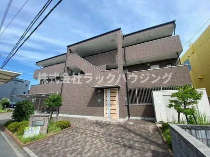 アンプルールフェールGland・Mob【2階】の外観