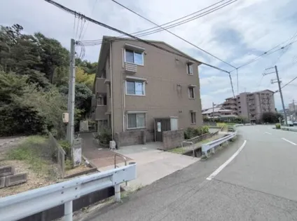 兵庫県三田市高次2丁目【アパート】の外観