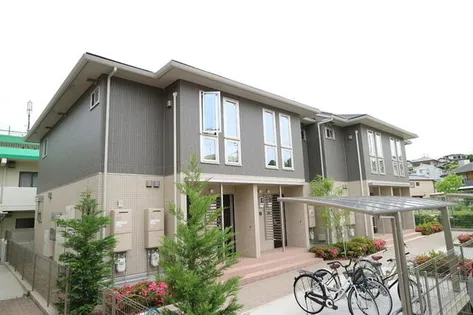 兵庫県宝塚市鹿塩1丁目【アパート】の外観