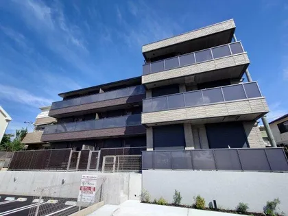 セントリビエ松園町【203号室】の外観