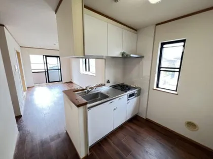 メゾンドルフ【2階】のキッチン