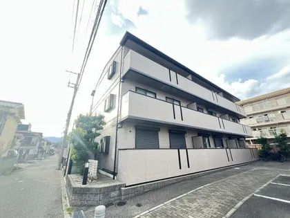 ツインコート六番館【202号室】の外観