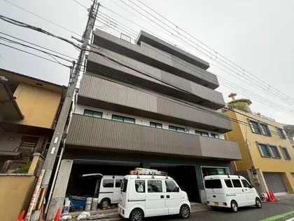 グランジュテ寺畑【501号室】の外観