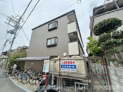 グリーンハイツ天美【3階】の外観