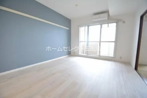 グランデージ住之江【12階】の居間