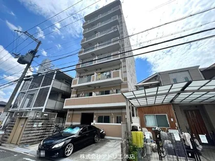 イーストレジデンス【4階】の外観