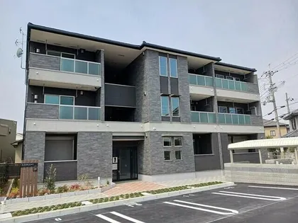 ラ ストラーダ シィ アプレⅡの画像