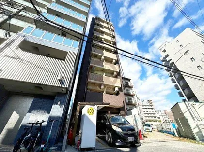 アンリ北詰【6階】の外観