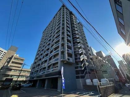 ロイヤル博多駅前【4階】の外観