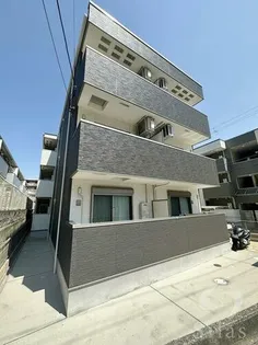 大阪府吹田市山手町3丁目【アパート】の外観