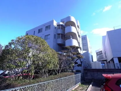 グローバル西宮【3階】の外観