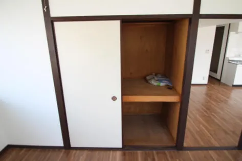 絹延コーポ【401号室】の内装