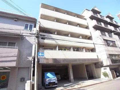 三甲イエム【402号室】の外観