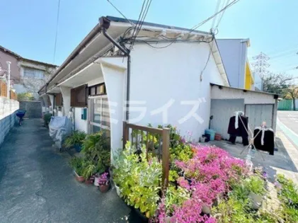 大阪府吹田市寿町2丁目【テラスハウス】の外観