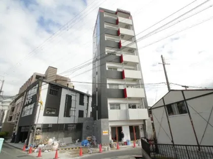 ONLYONE川西小花【801号室】の外観