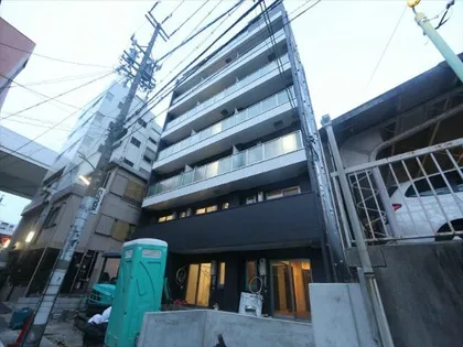 オリス丸の内【1階】の外観