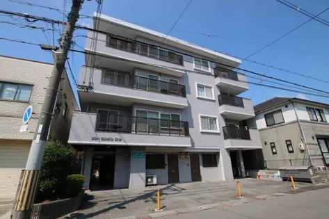 サンセルジュ深井【1階】の外観