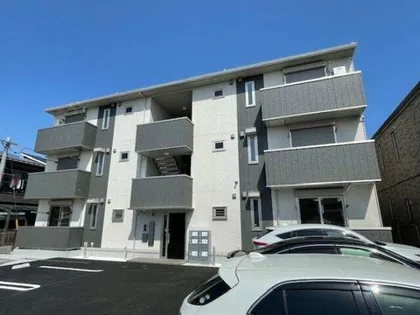 シャルマン【3階】の外観