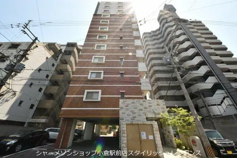 プルーム真鶴【8階】の外観