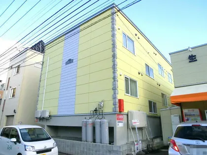 リーガル月寒【201号室】の外観