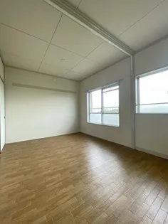 公社賃貸SMALIO 三原台【4-308号室】の居間