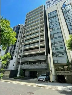 プレサンス丸の内城雅【6階】の外観