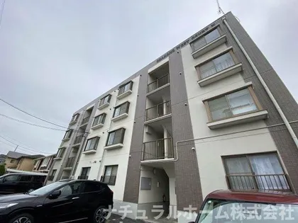 WEST COURT N棟の画像