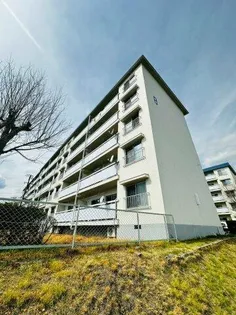 高倉台2団地8号棟の画像