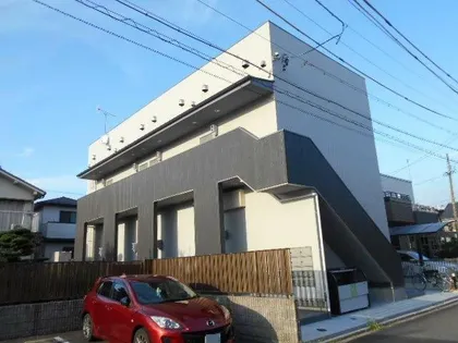 グランソレイユ三番町【1階】の外観