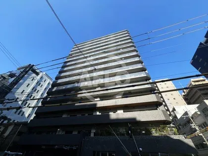 コンフォリア・リヴ博労町一丁目Q【14階】の外観