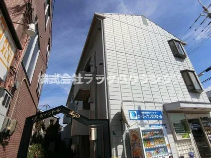 大阪府門真市一番町【マンション】の外観