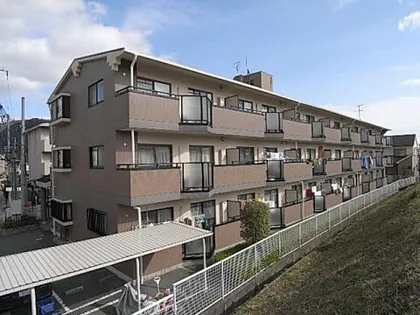 エミネンス丸の内B棟【1階】の外観