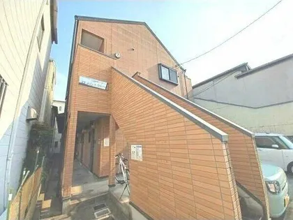 プチ メゾン ド クローバーの画像