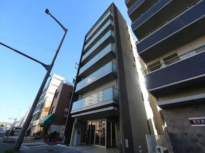 ヴェルドュアルテ【2階】の外観