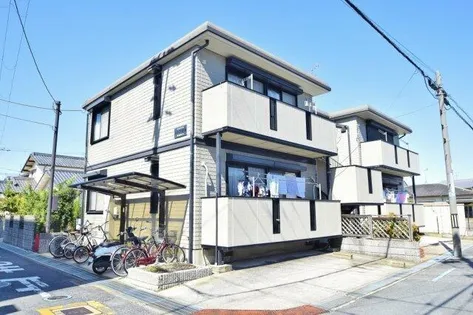 レトア白鳥【2階】の外観