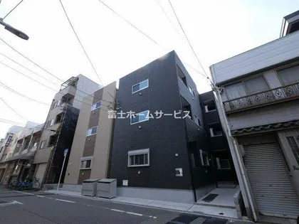 ラ・カーサ大阪【1階】の外観