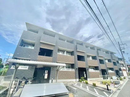 グラディート【3階】の外観