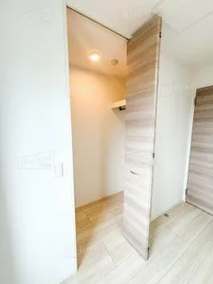 フリーデン国分【2階】の内装