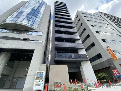レジュールアッシュ谷町四丁目グランクラス【11階】の外観
