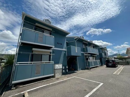 フレール【2階】の外観