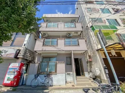 パニエ【2階】の外観