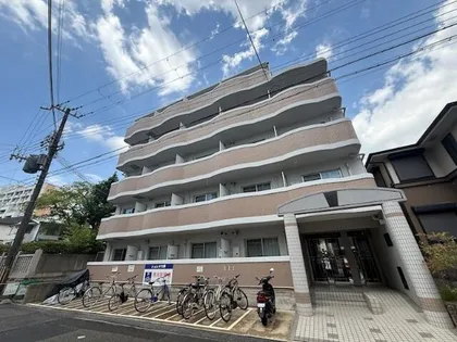 シェレナ六甲【1階】の外観